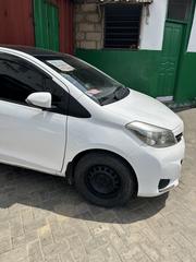 Toyota Vitz 1.3 AWD 5dr 2012 White for sale