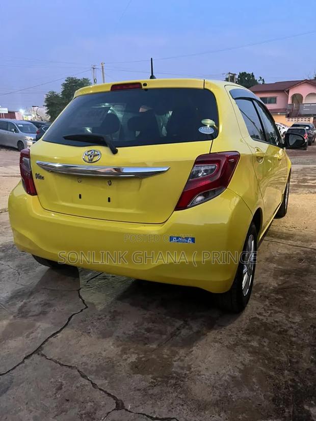 Toyota Vitz 1.3 FWD 5dr 2015