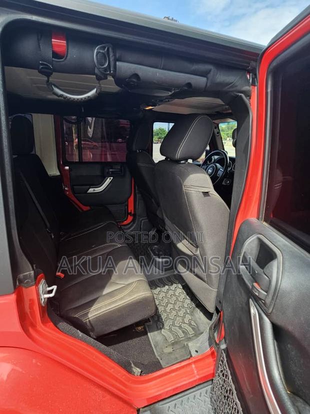 Jeep Wrangler Unlimited Sport 4dr SUV 4WD (3.6L 6cyl 6M) 2014 Red