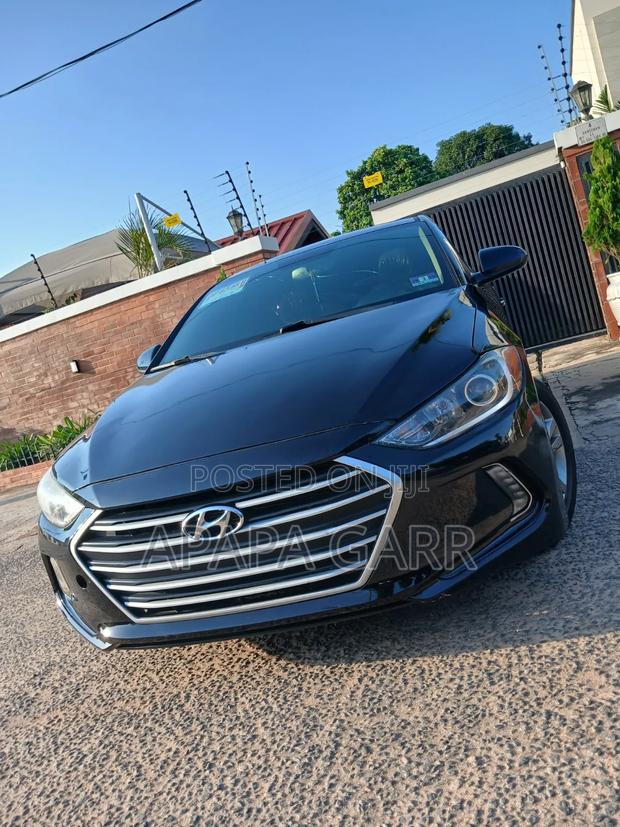 Hyundai Elantra 2017 Gray