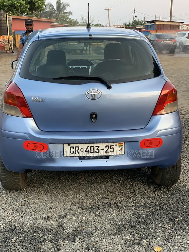 Toyota Vitz 2010 Blue