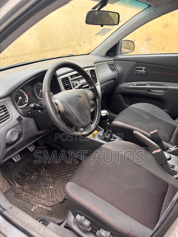 Kia Rio 1.5 LS 2009 Silver
