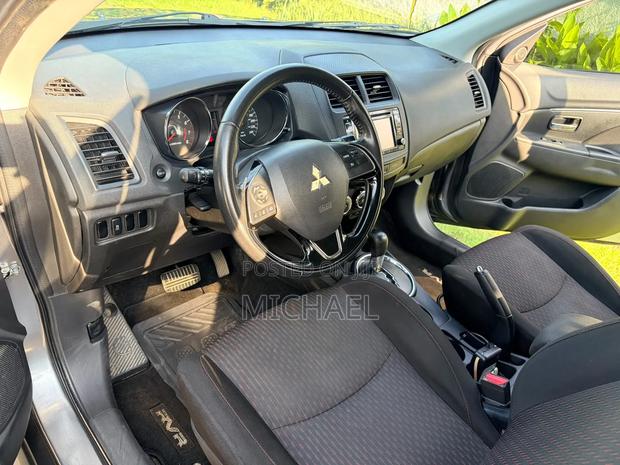 Mitsubishi Outlander SE AWC 2017 Silver