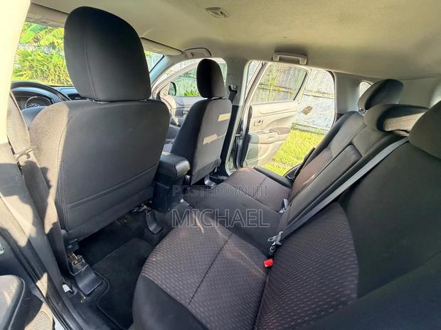 Mitsubishi Outlander SE AWC 2017 Silver