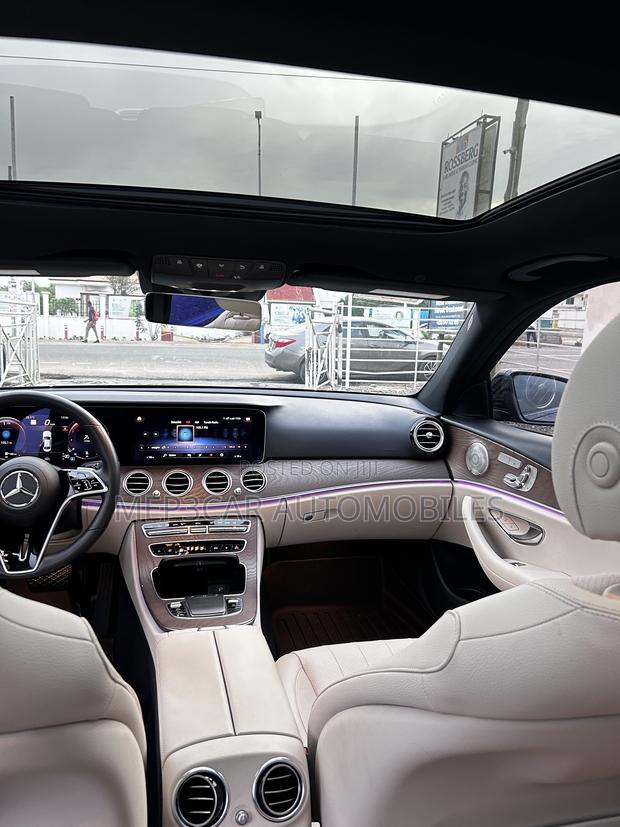 Mercedes-Benz E350 2023 Black