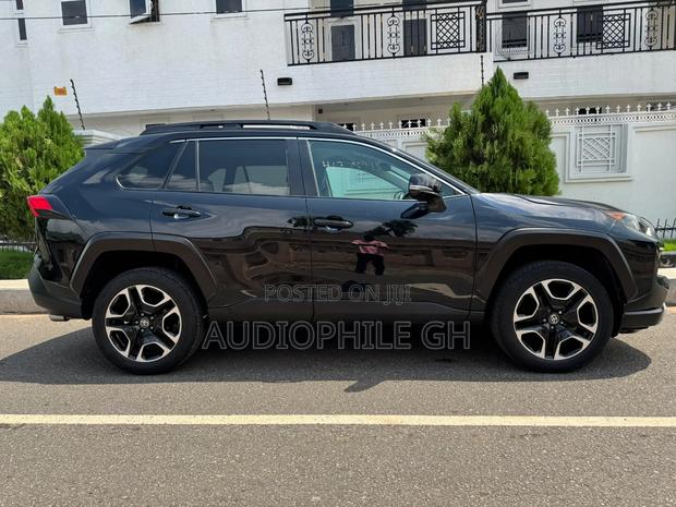 Toyota RAV4 Adventure 2021 Black