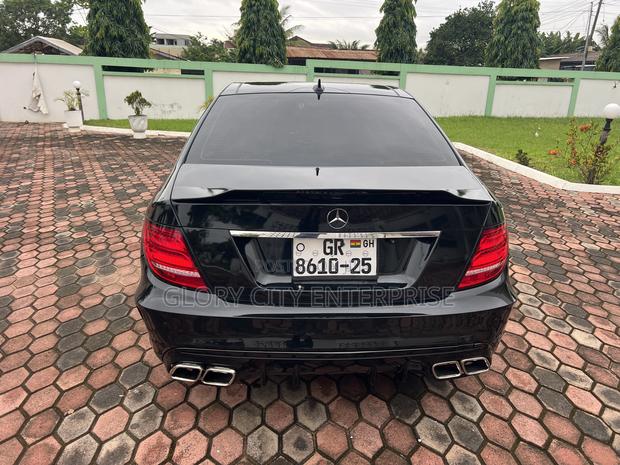 Mercedes-Benz C250 2013 Black