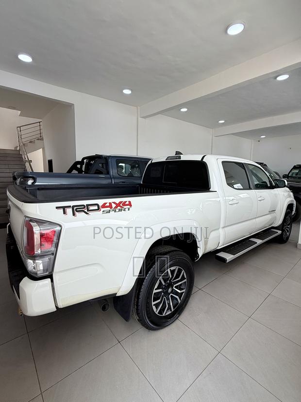 New Toyota Tacoma 2024 White