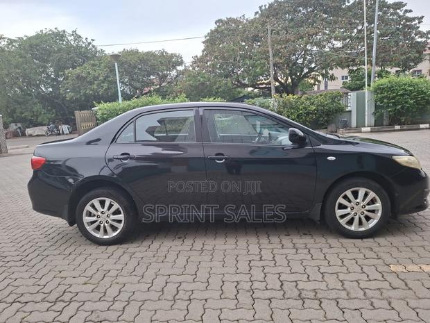 Toyota Corolla 2009 Black