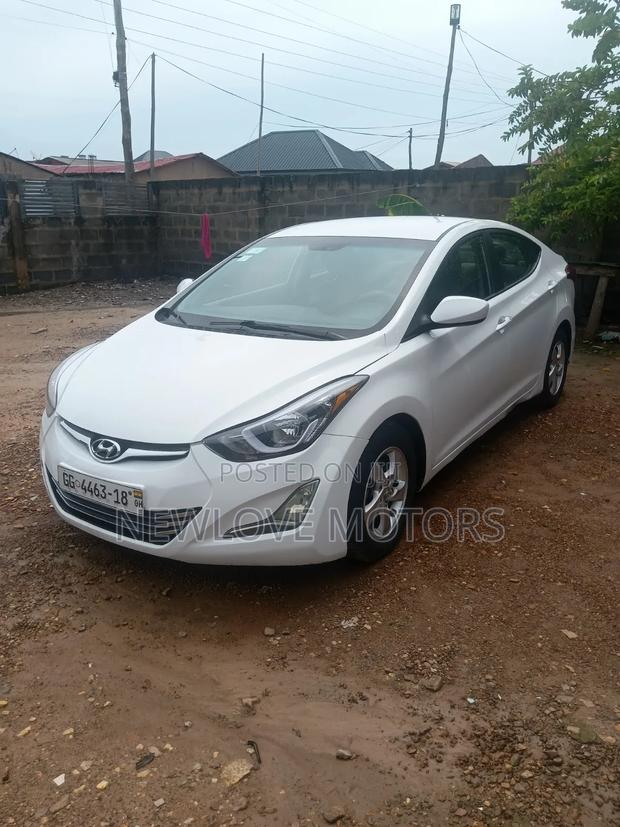 Hyundai Elantra 2015 White