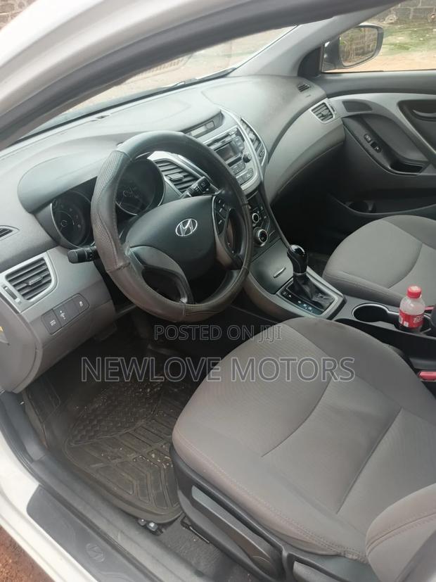 Hyundai Elantra 2015 White