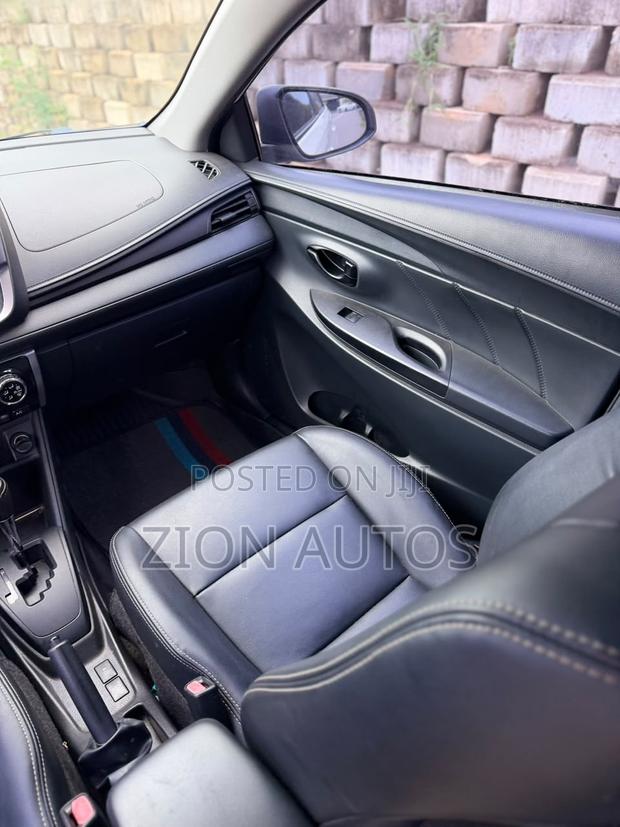 Toyota Yaris L Hatchback 5dr 2016 White