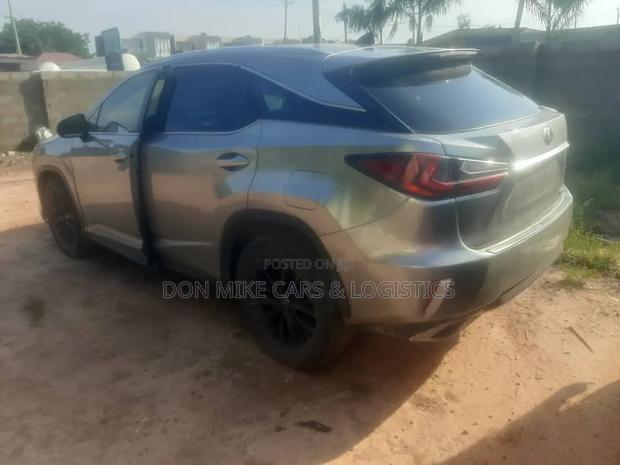Lexus RX 350 FWD 2017 Gray