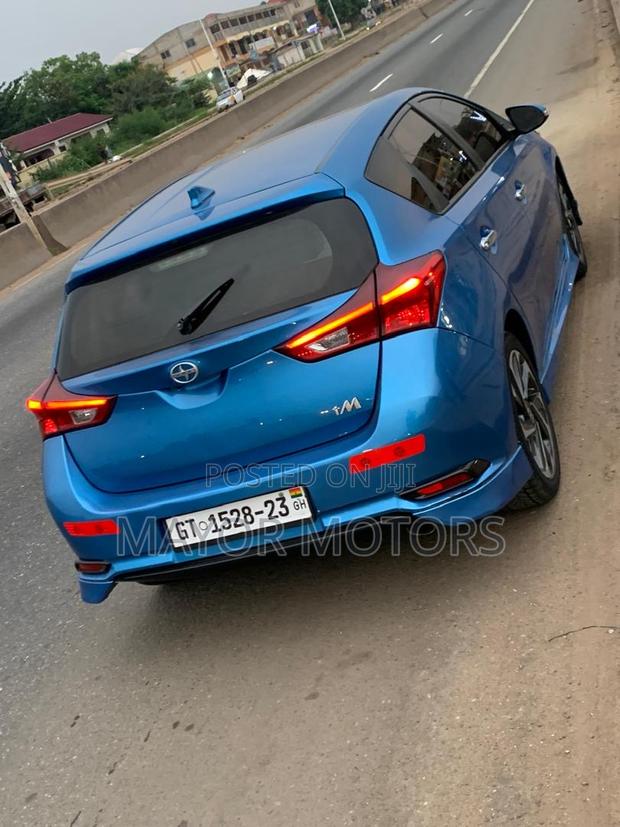 Toyota Corolla LE 4dr Sedan (1.8L 4cyl CVT) 2016 Blue
