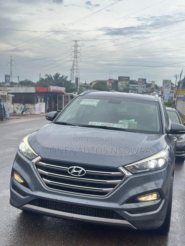 Hyundai Tucson 2017 Gray
