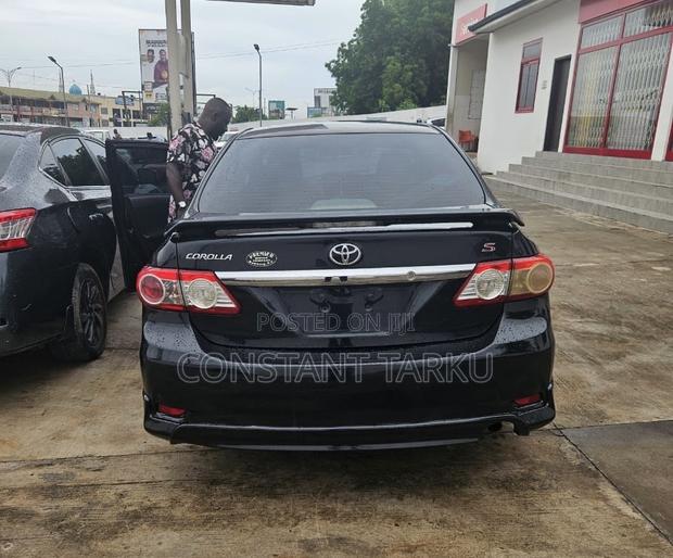 Toyota Corolla S 4dr Sedan (1.8L 4cyl 4A) 2013 Black