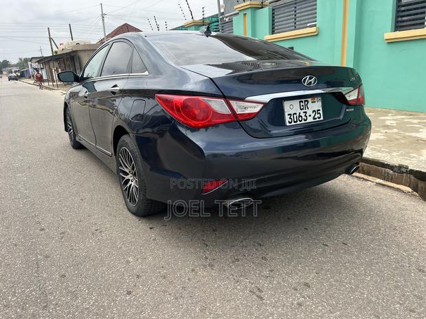 Hyundai Sonata 2014 Black