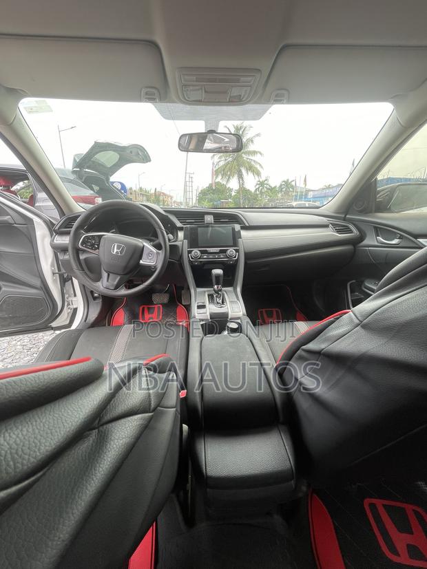 Honda Civic LX 4dr Sedan (2.0L 4cyl) 2016 White