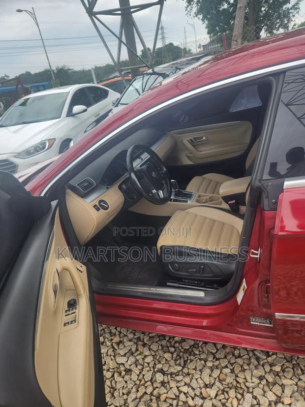 Volkswagen Passat 2014 Burgundy