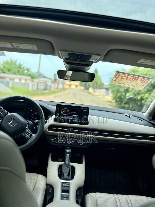 Honda HR-V EX-L 2WD CVT 2024 Silver