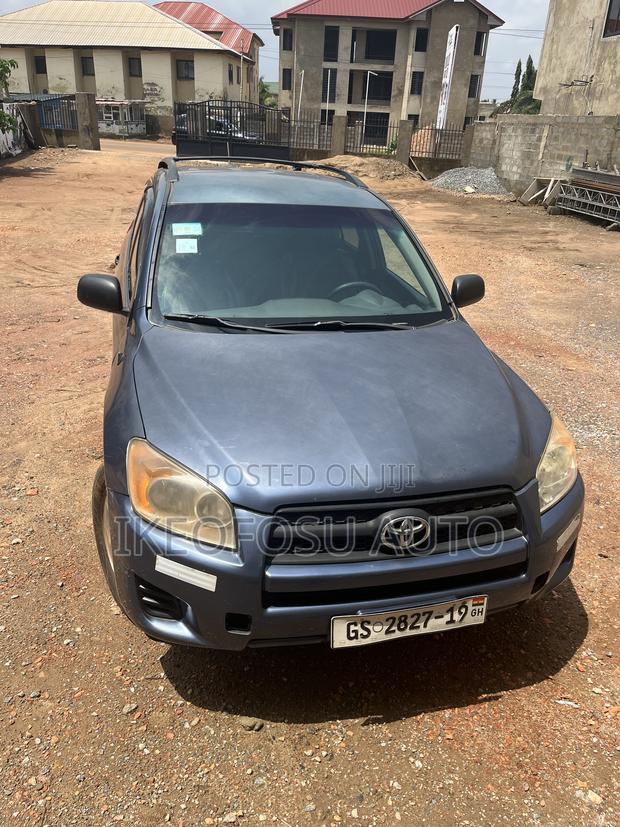 Toyota RAV4 2.5 2012 Blue