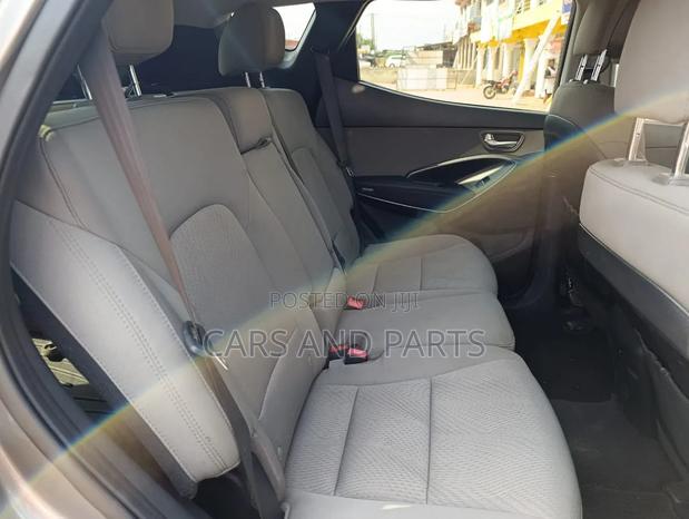 Hyundai Santa Fe 2018 Gray