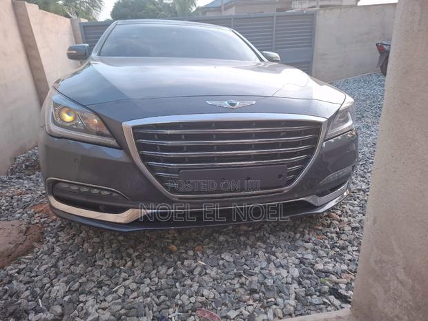 Hyundai Genesis 2016