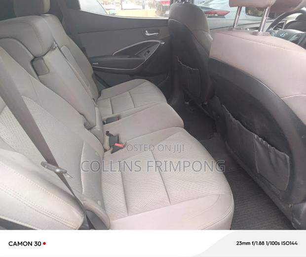 Hyundai Santa Fe 2018 Gray
