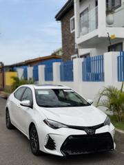 Toyota Corolla SE (1.8L 4cyl 2A) 2018 White for sale