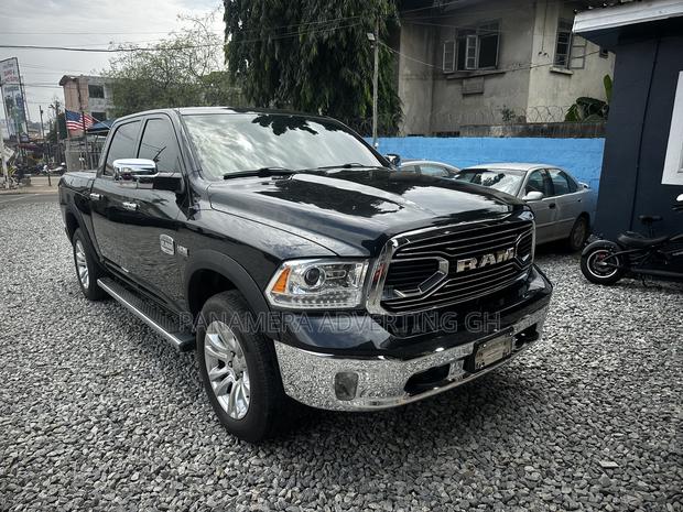 Dodge RAM 1500 5.7 Petrol AWD 2018 Black
