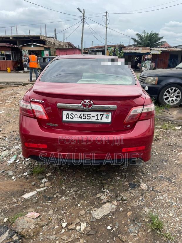 Toyota Camry 2010 Red