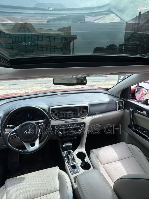 Kia Sportage 2021 Red
