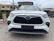 Toyota Highlander Hybrid 2021 White for sale