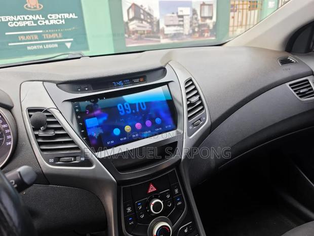 Hyundai Elantra 2015 Silver