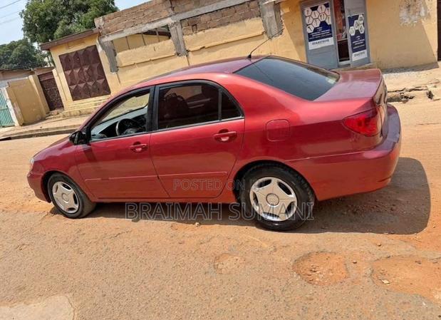 Toyota Corolla 1.6 VVT-i Sol 2006 Red