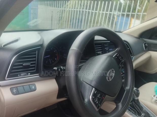 Hyundai Elantra SE 2018 Black