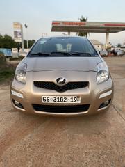 Toyota Vitz 1.0 FWD 3dr 2010 Gold for sale