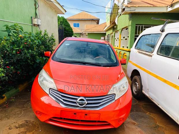Nissan Note 2013 Orange