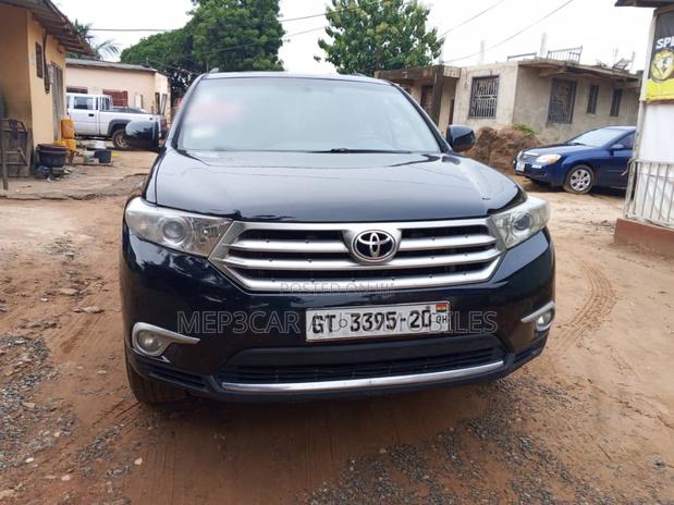 Toyota Highlander 3.5L 4WD 2013 Blue