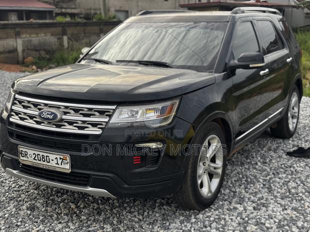 Ford Explorer XLT 4dr 4x4 (2.3L 4cyl 6A) 2017 Black