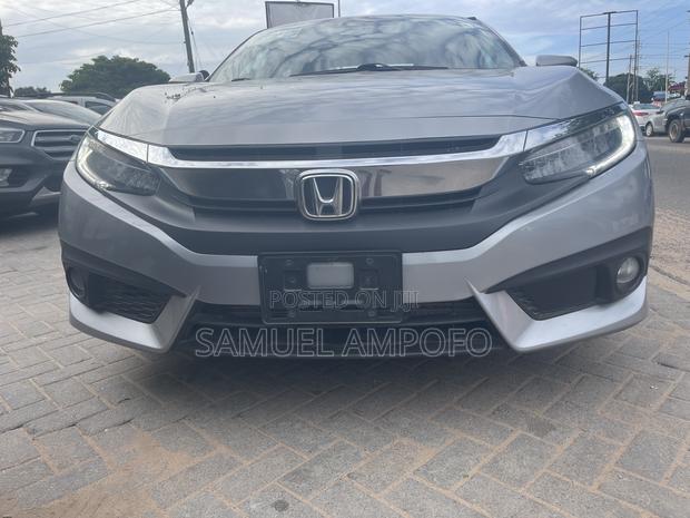 Honda Civic Touring 4dr Sedan (1.5L 4cyl) 2017 Gray