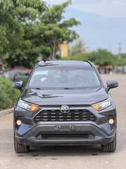 Toyota RAV4 XLE Premium 2021 Gray for sale