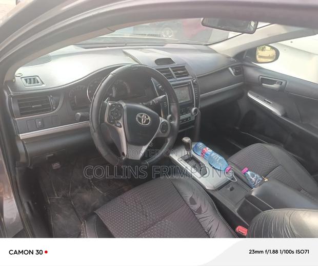 Toyota Camry LE 4dr Sedan (2.5L 4cyl 6A) 2013 Gray