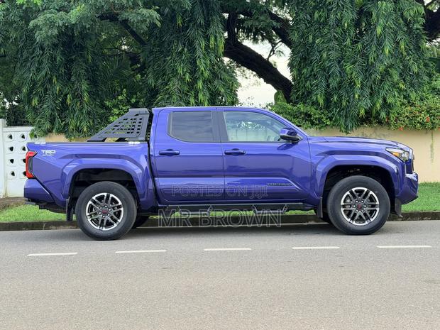 New Toyota Tacoma TRD Sport Double Cab 4WD 5.0 ft. SB (Automatic) 2025