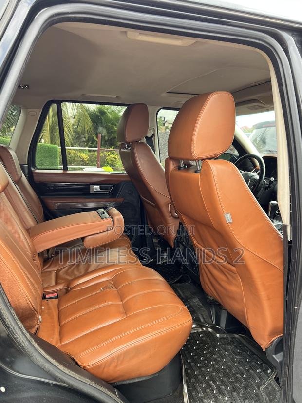 Land Rover Range Rover Sport Supercharged 4x4 (5.0L 8cyl 6A) 2012 Black