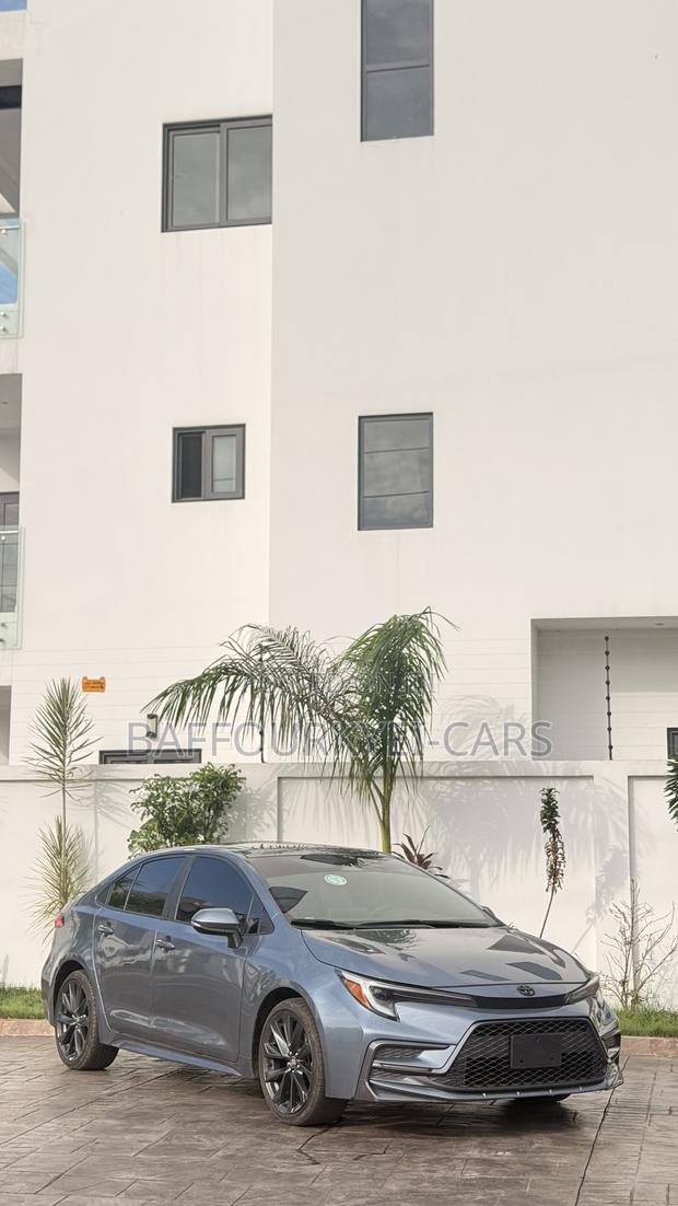 Toyota Corolla SE 2024 Gray