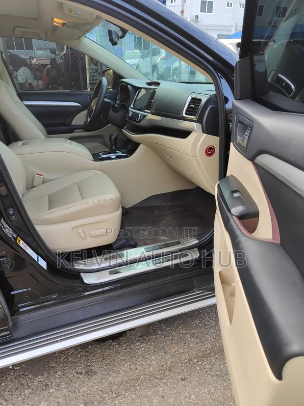 Toyota Highlander 2017 Black