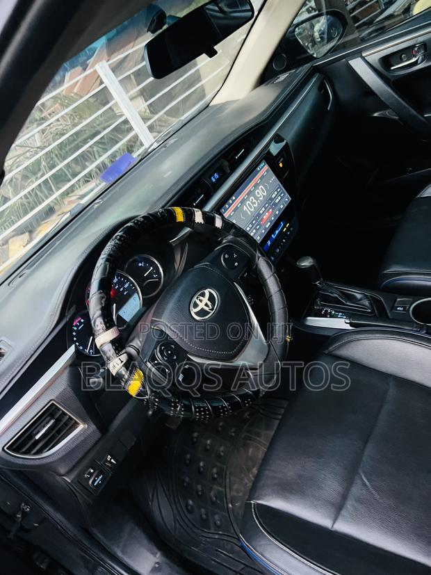 Toyota Corolla 2014 Black