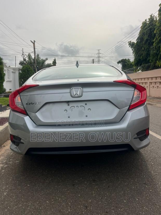 Honda Civic LX Coupe 2018 Silver