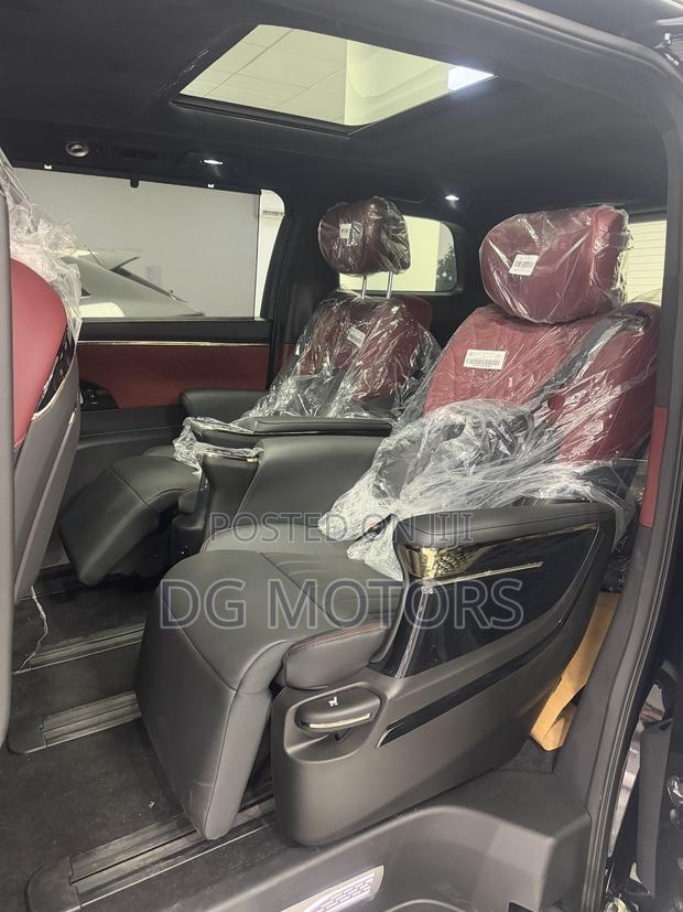 New GAC GM8 2025 Black
